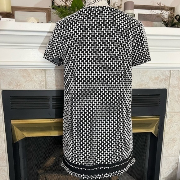 9-H15 for Anthropologie Longer Top or Mini Dress in black and white - Picture 2 of 10